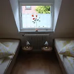 Poppenga - Feha Wallperle